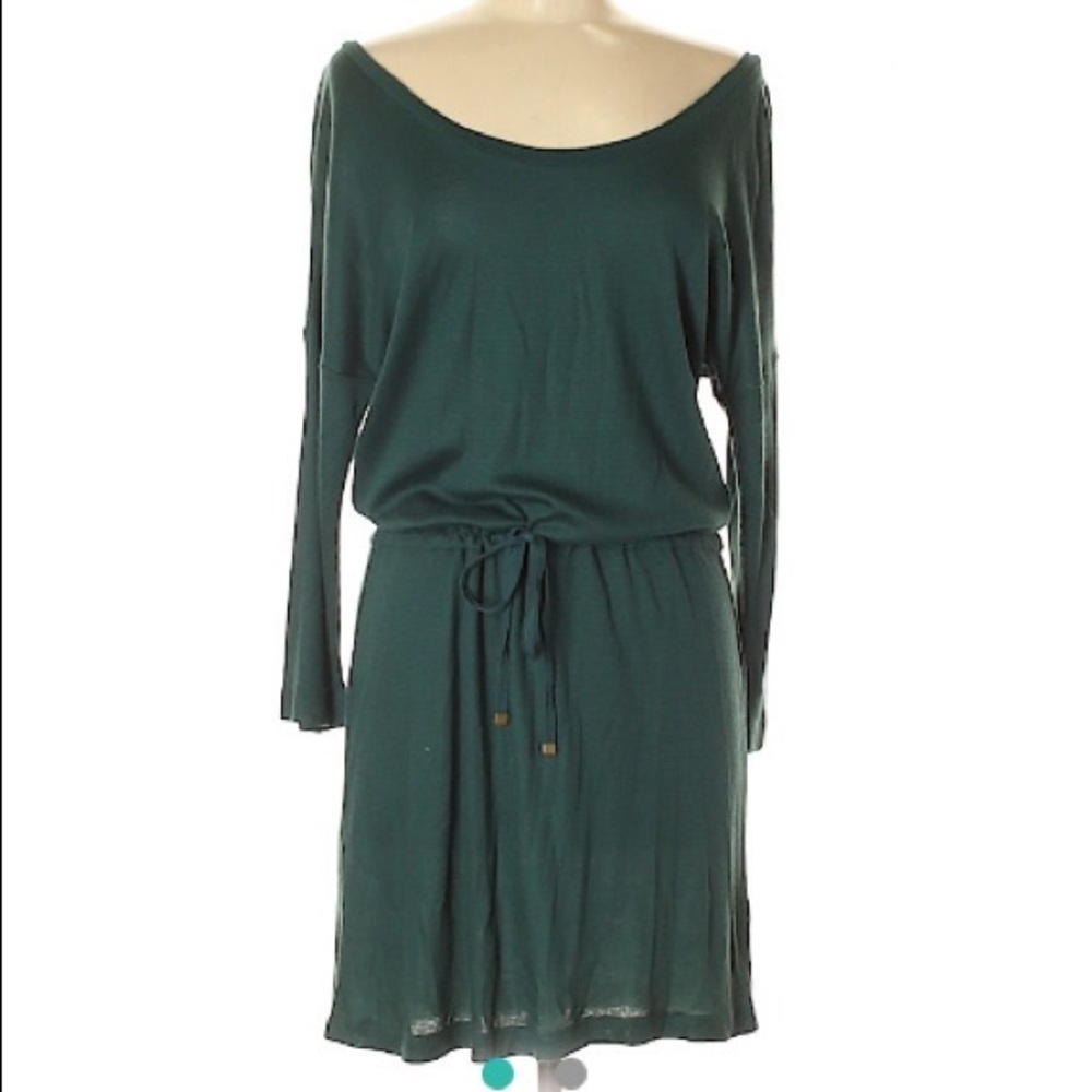 ☘️🆕Victoria’s Secret Drawstring Green Dress☘️
